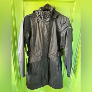 Columbia women’s trench style rain jacket